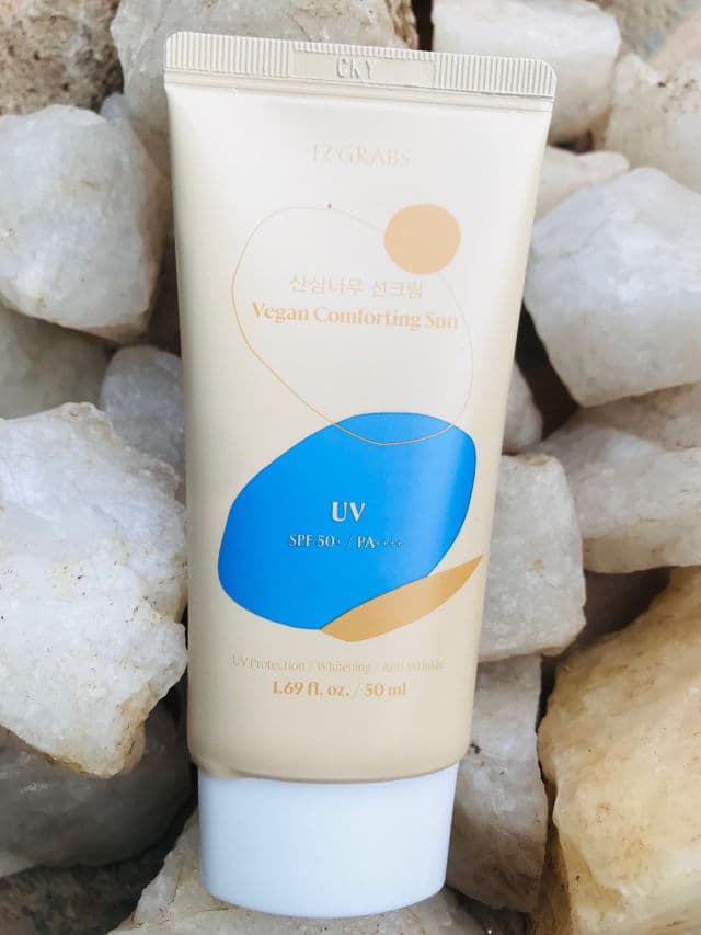 12GRABS Vegan Comforting Sun Cream review photo by omal