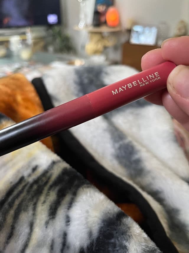 Maybelline Color Sensational Ultimatte Slim Lipstick review photo by sunflwrs86