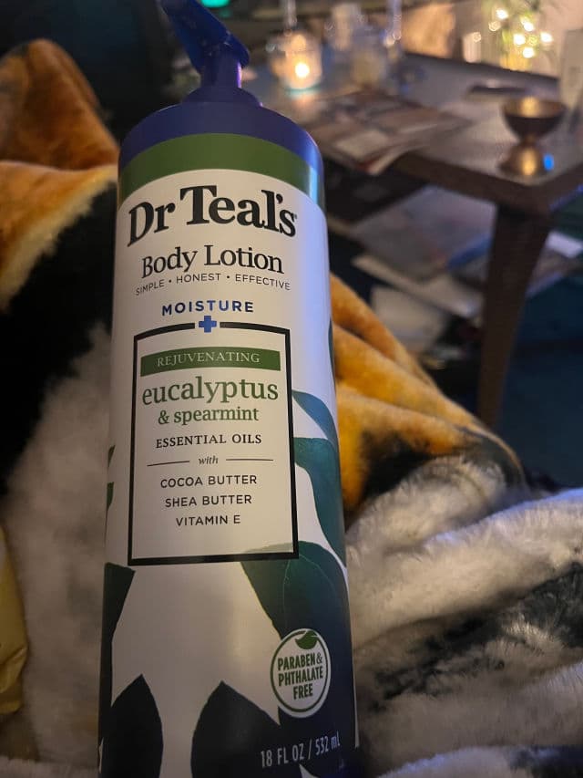 Dr Teal's Body Lotion Rejuvenating Eucalyptus & Spearmint	 review photo by sunflwrs86