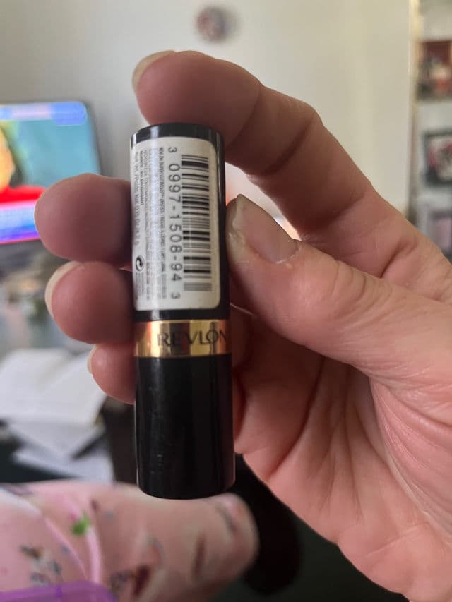 Revlon Super Lustrous The Luscious Mattes Lipstick review photo by sunflwrs86