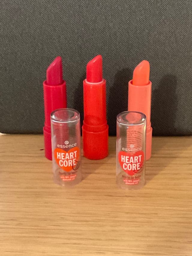 Essence Heart Core Fruity Lip Balm - 01 Crazy Cherry review photo by sunny09