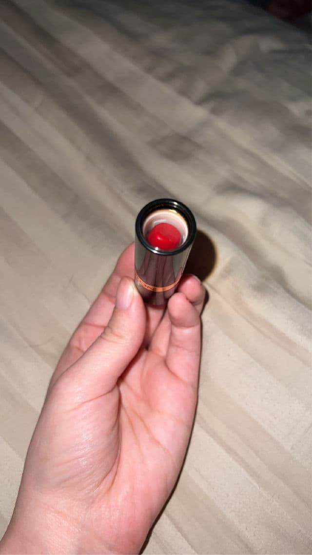 Revlon Super Lustrous Lipstick review photo by deszyboo
