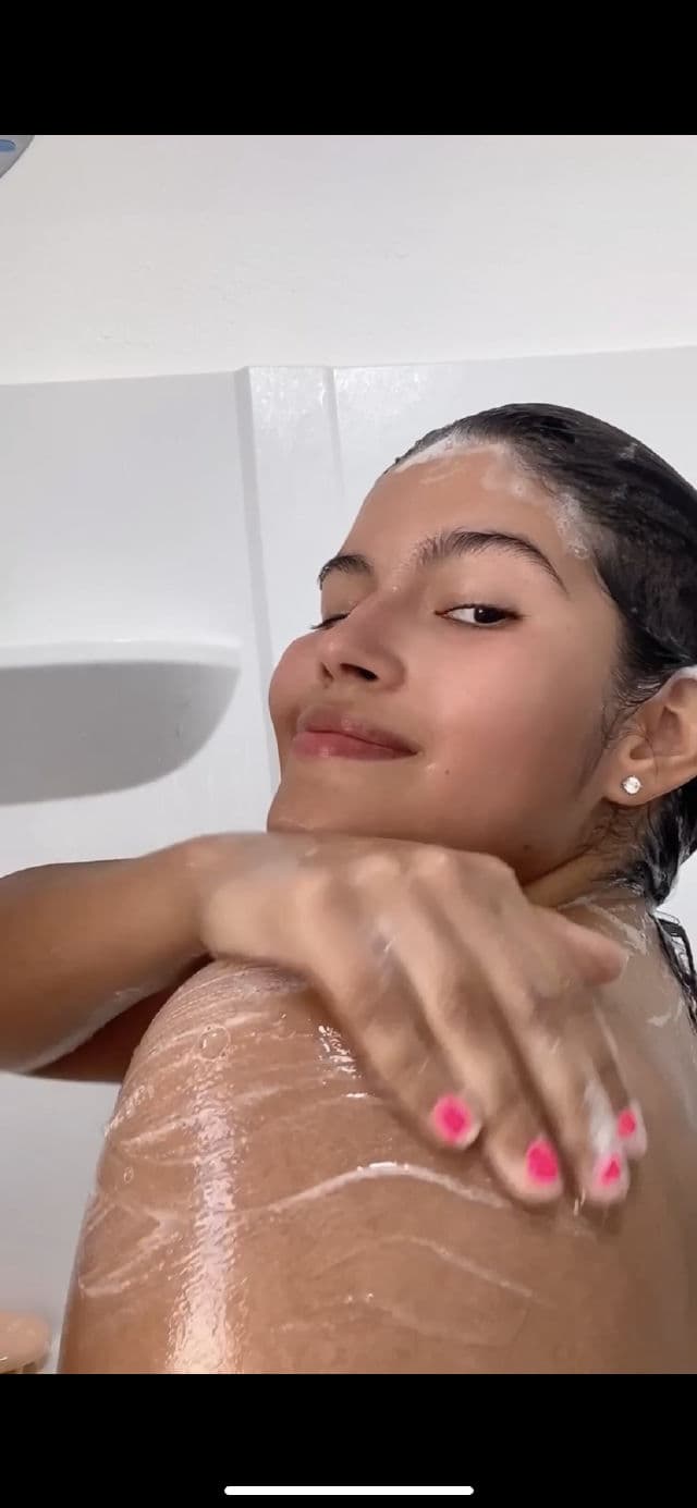 Talitha Koum HM+Barrier™ Body Cleanser review photo by CindyCuidaTuPiel