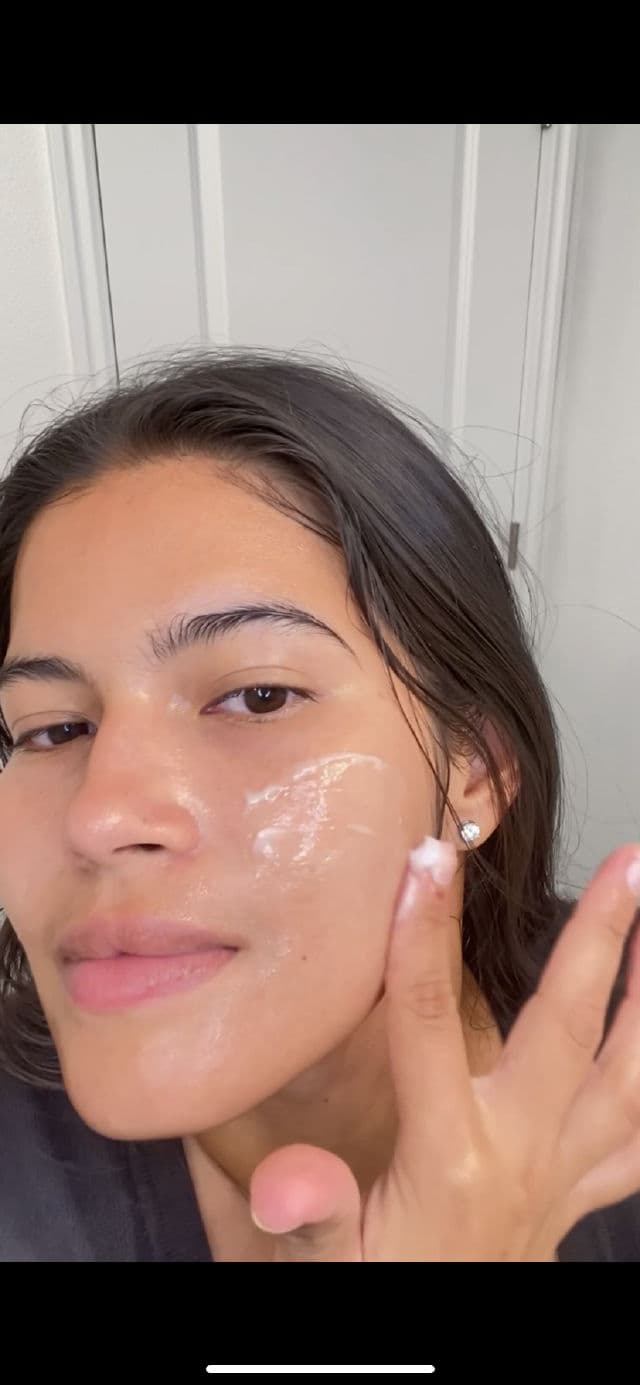 MISSHA Time Revolution The First Essence Cream review photo by CindyCuidaTuPiel