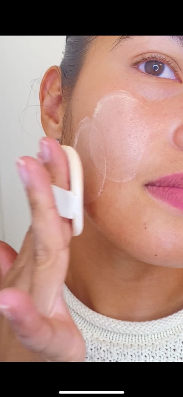 AMUSE Dew Jelly Vegan Cushion SPF38 PA+++ review photo by CindyCuidaTuPiel