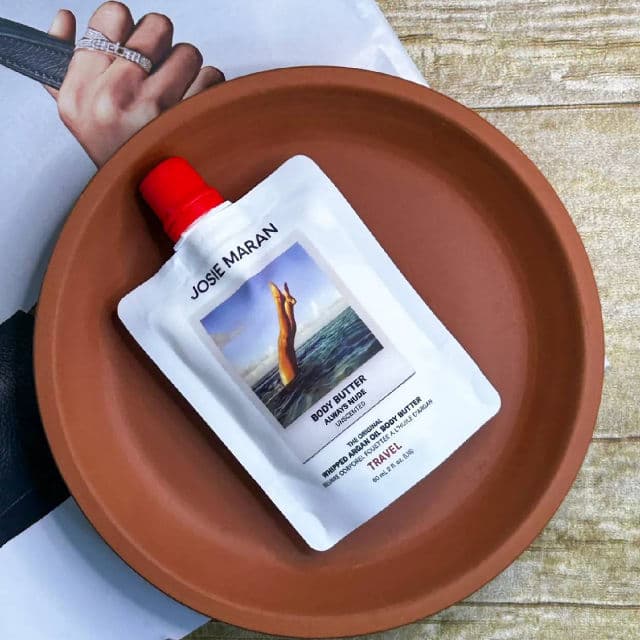 Josie Maran Cosmetics Whipped Argan Oil Ultra-Hydrating Body Butter review photo by Cinthiadosamples