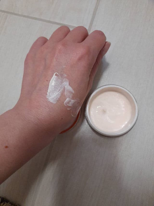 Nivea Cellular Expert Lift Advanced Anti-Age Day Care SPF 30 review photo by Pandina