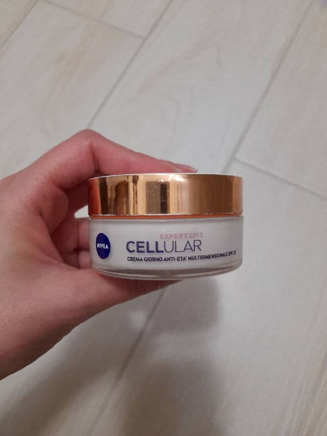 Nivea Cellular Expert Lift Advanced Anti-Age Day Care SPF 30 review photo by Pandina