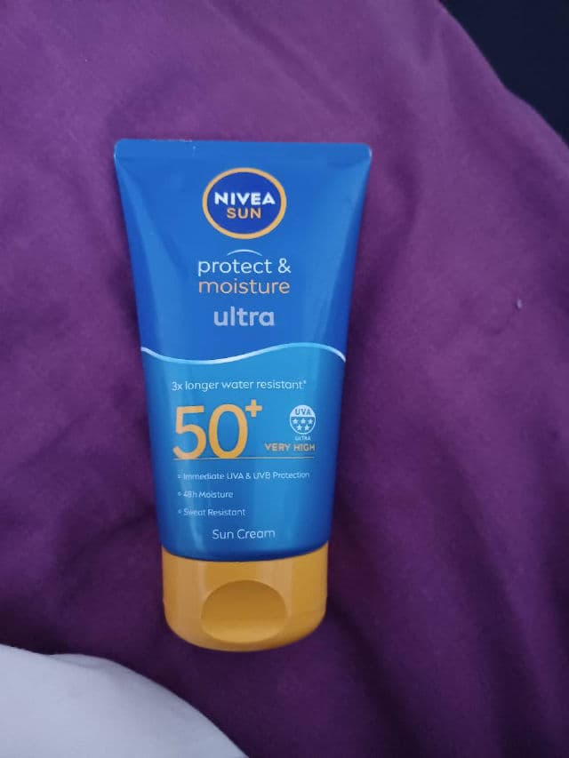 Nivea Sun UV Dry Protect Sports Cream Gel SPF 30 review photo by ShifaKan