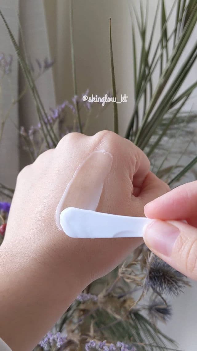 AXIS-Y Cera-Heart My Type - U Zone review photo by Skinglowkt