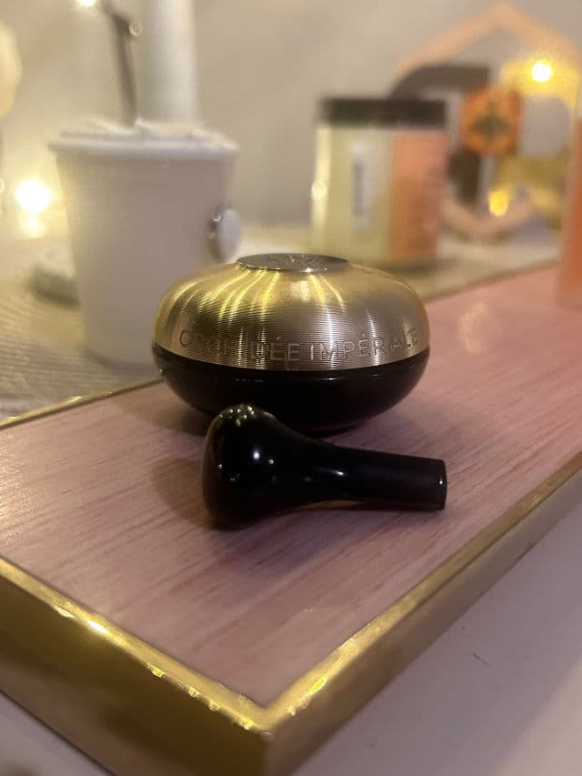 Guerlain Orchidée ImpérialeThe Molecular Concentrate Eye Cream review photo by JoselinaStyle