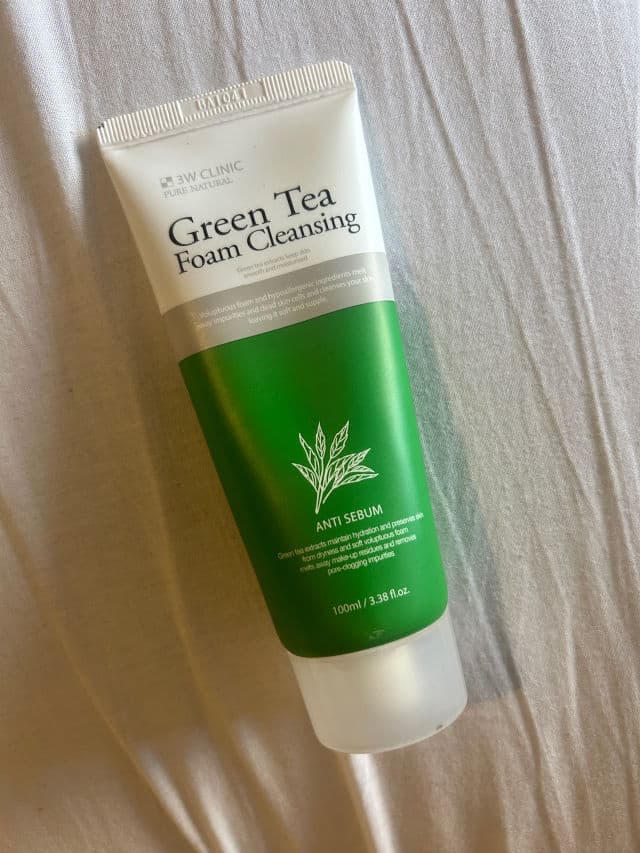 3wClinic Green Tea Foam Cleansing review photo by JoselinaStyle