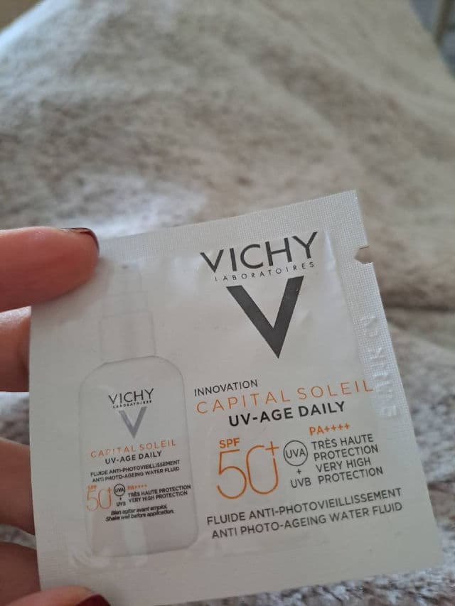 Vichy Laboratories Capital Soleil UV-Age Daily Anti Photo-Aging Wated Fluid SPF50+ PA++++ review photo by Cosymakeup15