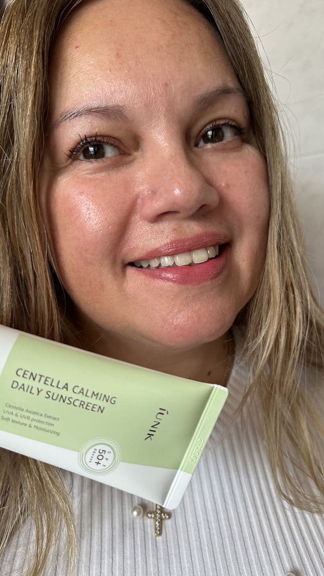 Iunik Centella Calming Daily Sunscreen SPF 50 PA++++ review photo by karoldjv