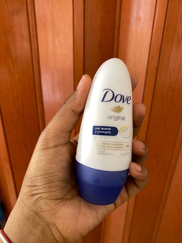 Dove Original Nourished and Smooth Antiperspirant Roll-on review photo by laryml