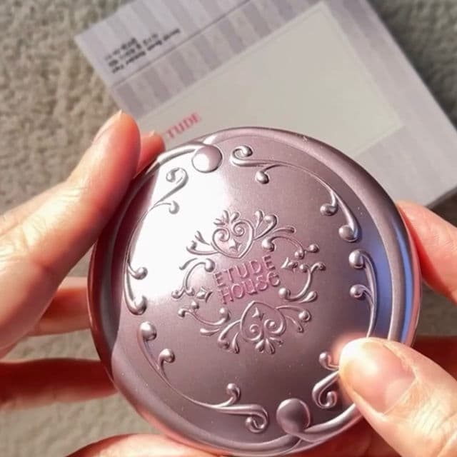 ETUDE Secret Beam Powder Pact SPF36 PA+++ review photo by AnaLovesKbeauty