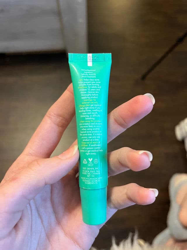 Skinfix Acne+ 2% BHA Spot Treatment review photo by MChristina2