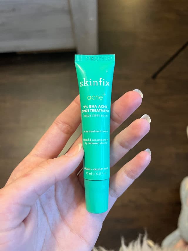 Skinfix Acne+ 2% BHA Spot Treatment review photo by MChristina2