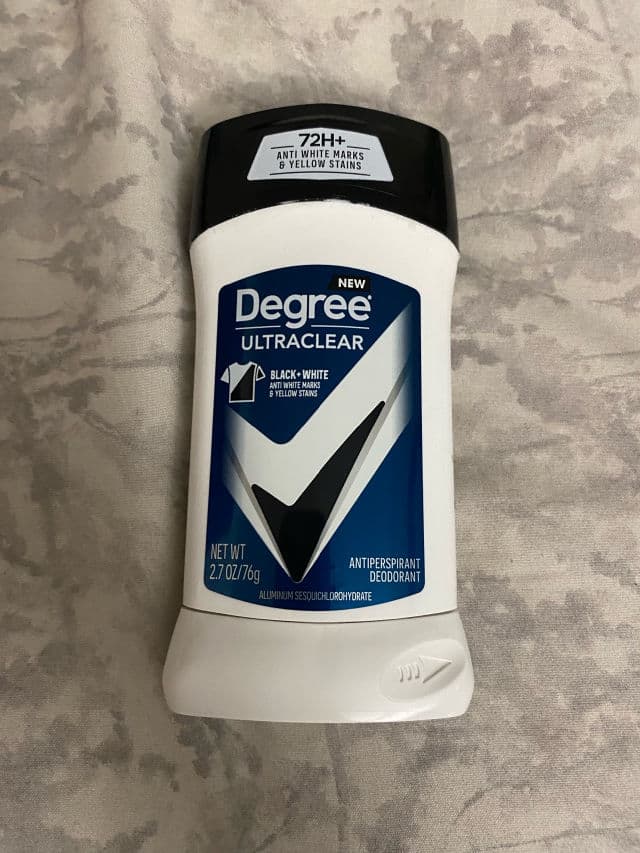 Degree UltraClear Black+White Antiperspirant Deodorant Stick review photo by Carina10007