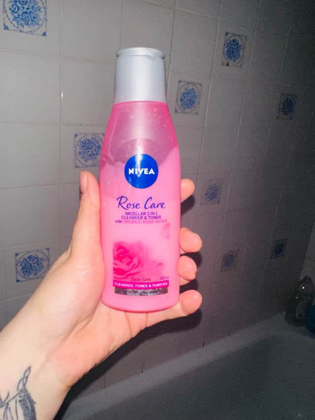 Nivea Rose Care 2-in-1 Cleanser & Toner review photo by Oxannaroxy