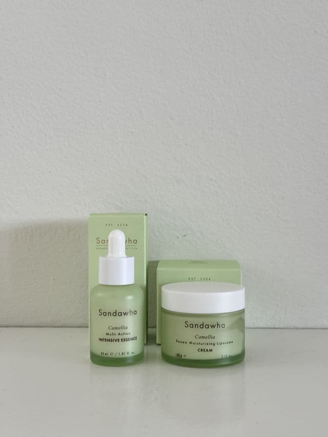 SanDaWha Camellia Multi Action Intensive Essence review photo by elisasskin