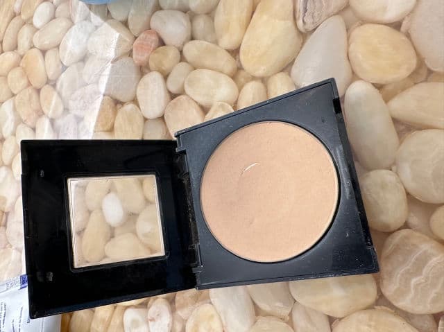 Maybelline Fit Me Compact Powder review photo by Daria88