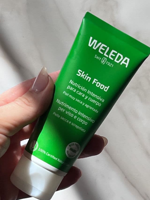 Weleda Skin Food Original Ultra-Rich Cream review photo by Mbcoss 