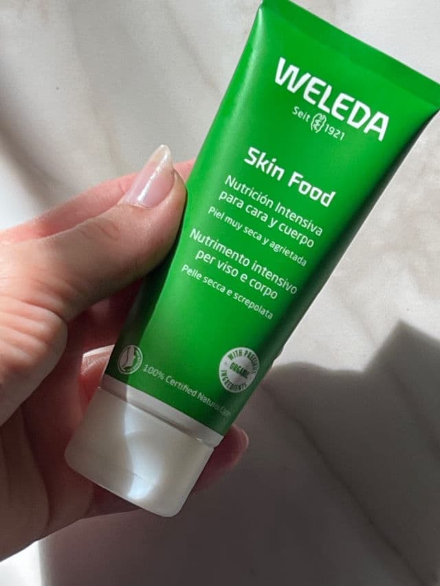 Weleda Skin Food Original Ultra-Rich Cream review photo by Mbcoss 