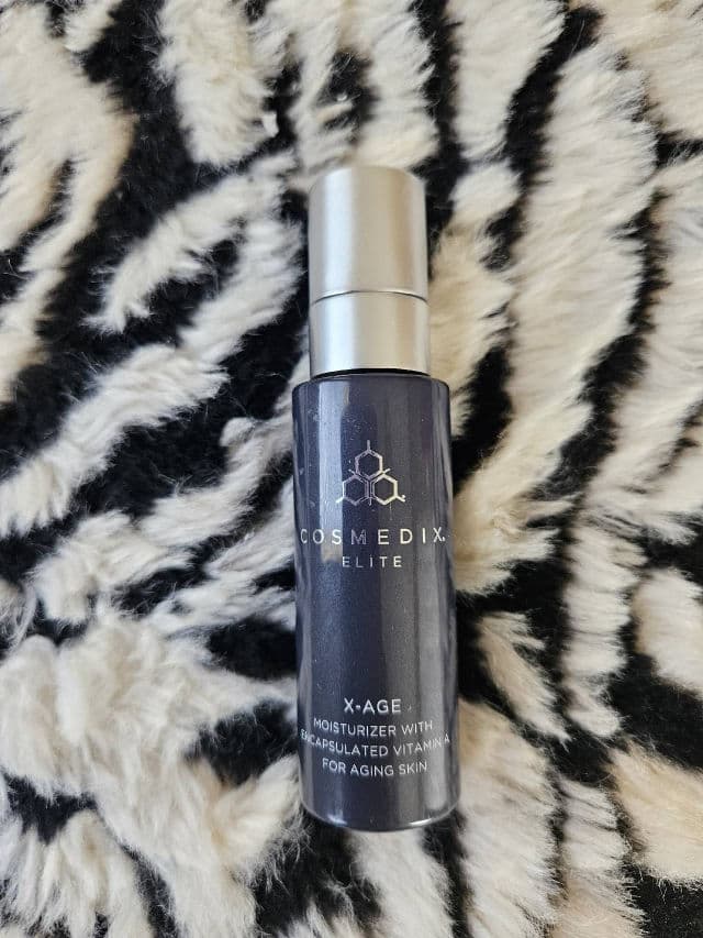 Cosmedix Serum 24 review photo by Itstime4glam