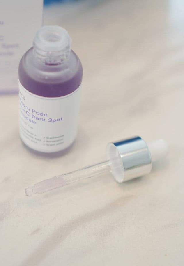 Sungboon Editor Meoru Podo Vita C Dark Spot Ampoule review photo by Diazz