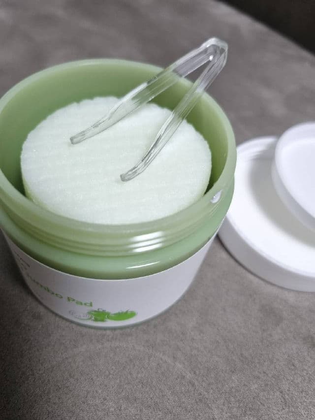 Sungboon Editor Green Tomato Pore Peeling Jumbo Pad review photo by Ellieeee