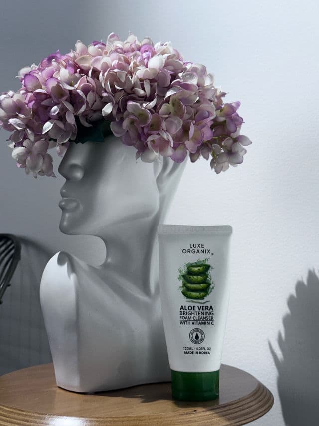 Luxe Organix 99% Aloe Vera Vitamin C Hydrabright Cleanser review photo by bykarylle