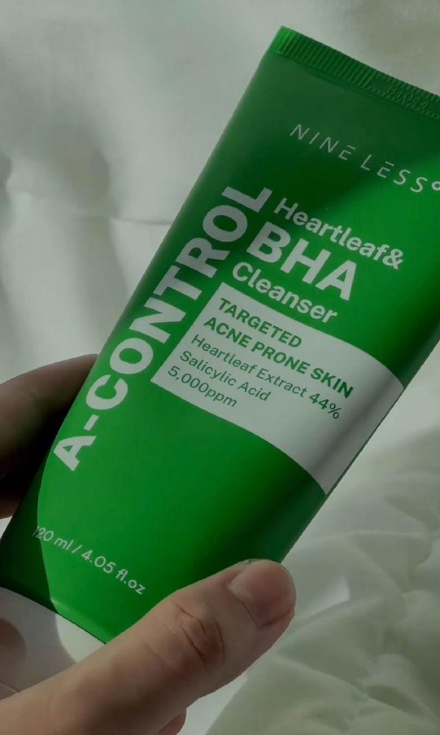 A-Control Heartleaf & BHA Cleanser product review