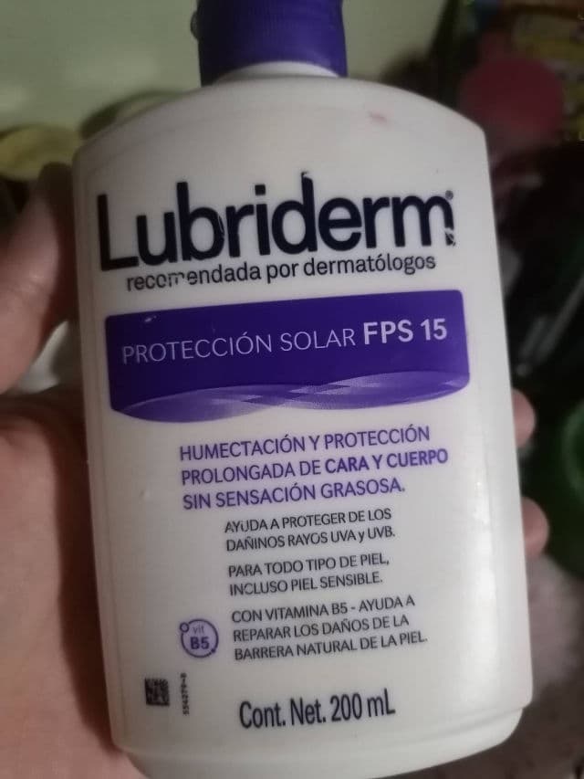 Lubriderm UV-15 Protección Solar review photo by leazelen
