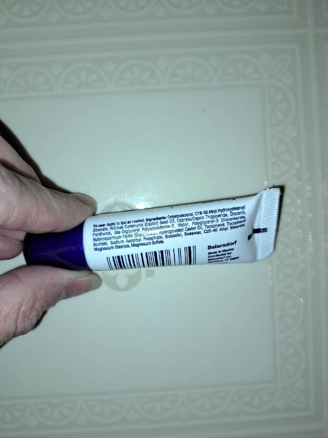 Eucerin Aquaphor Lip Repair review photo by amanda81