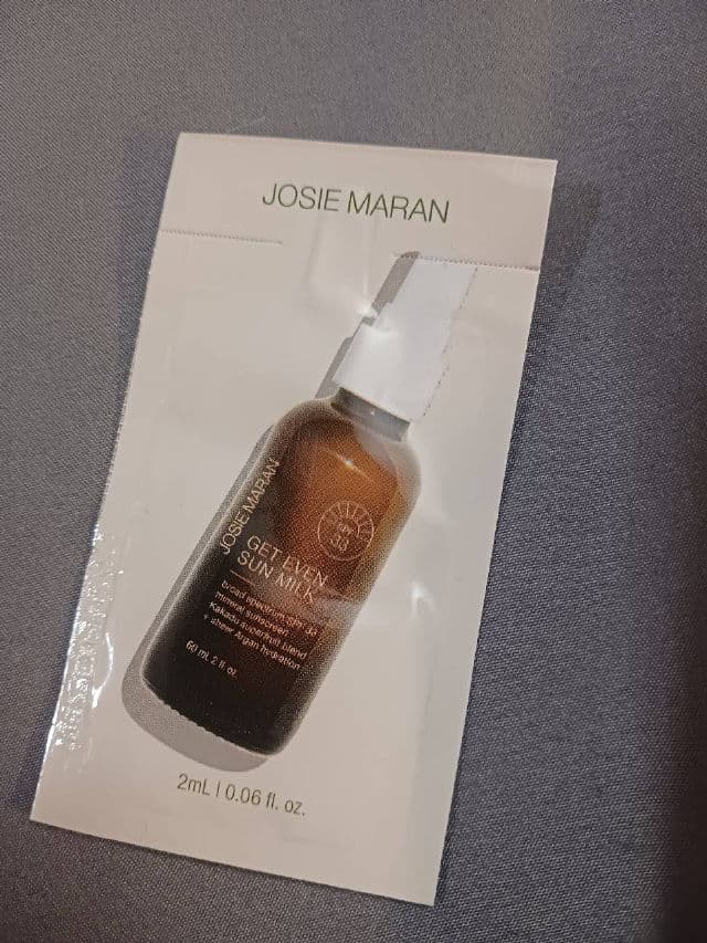 Josie Maran Cosmetics Get Even Sun Milk SPF 33 review photo by rcreddragon