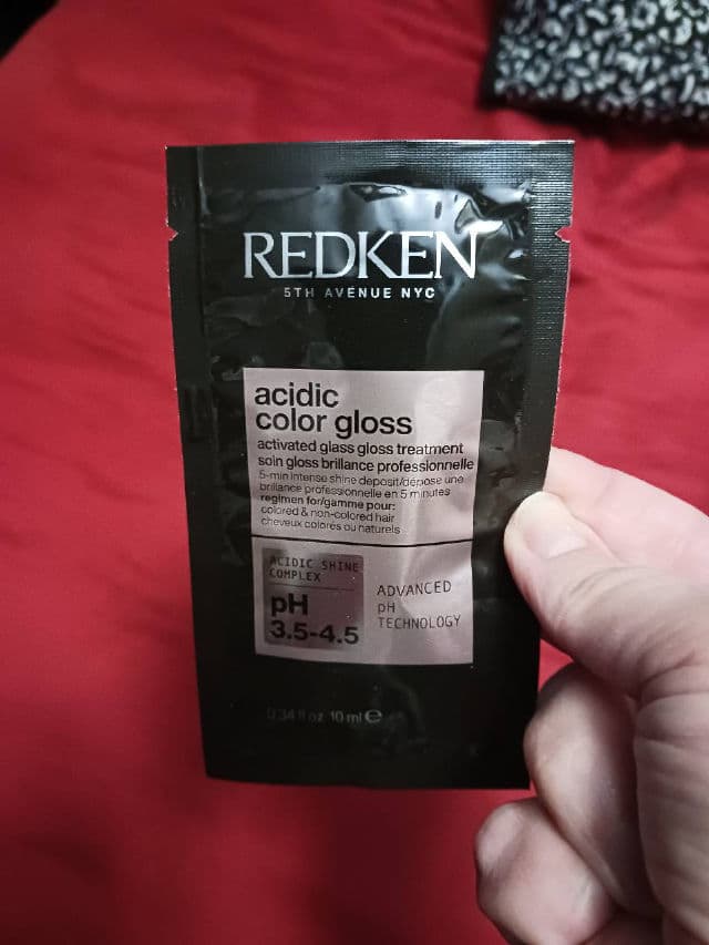 Redken Acidic Bonding Concentrate 5-min Liquid Mask review photo by rcreddragon