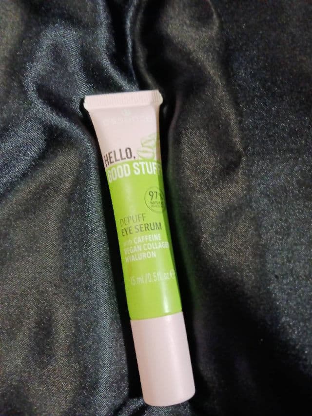 Essence Hello, Good Stuff! Depuff Eye Serum review photo by rcreddragon