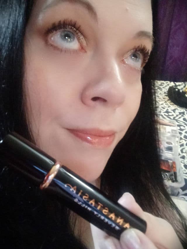 Anastasia Beverly Hills Lash Brag Volumizing Mascara review photo by rcreddragon