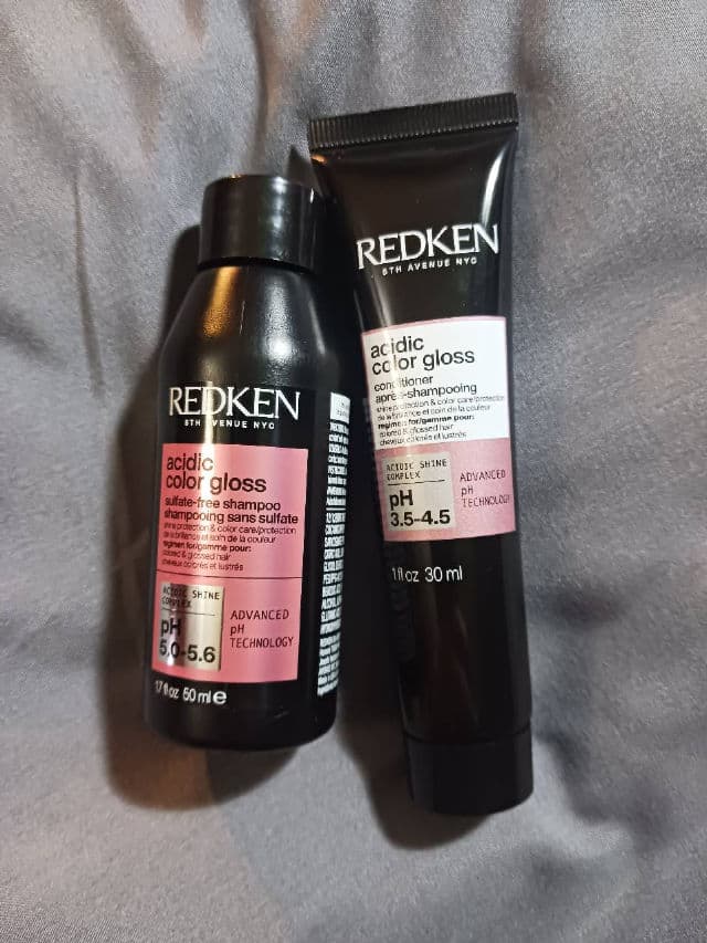Redken Acidic Bonding Concentrate Shampoo review photo by rcreddragon