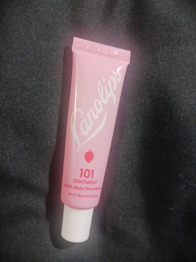 Lanolips 101 Ointment Multipurpose Superbalm Strawberry review photo by rcreddragon