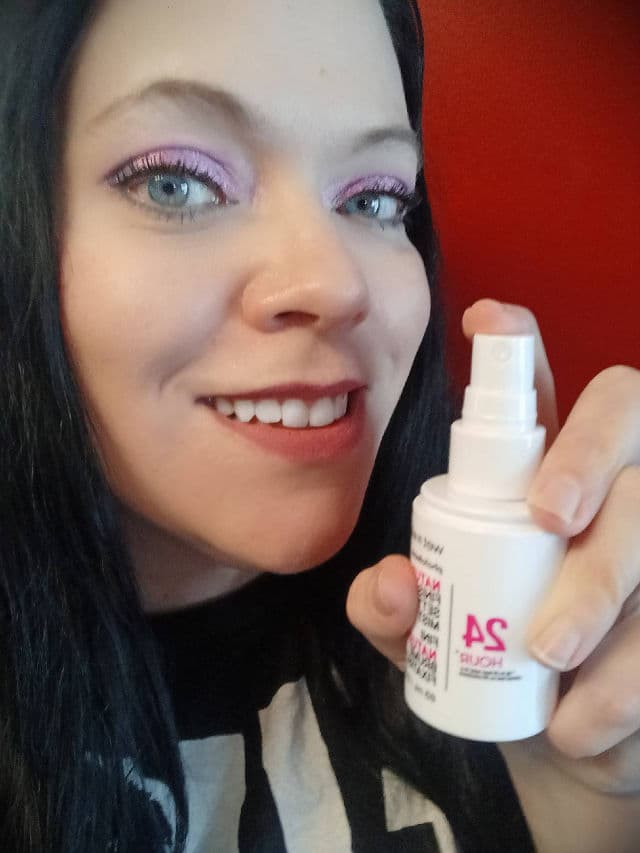 Wet N Wild Photo Focus Natural Finish Setting Spray review photo by rcreddragon