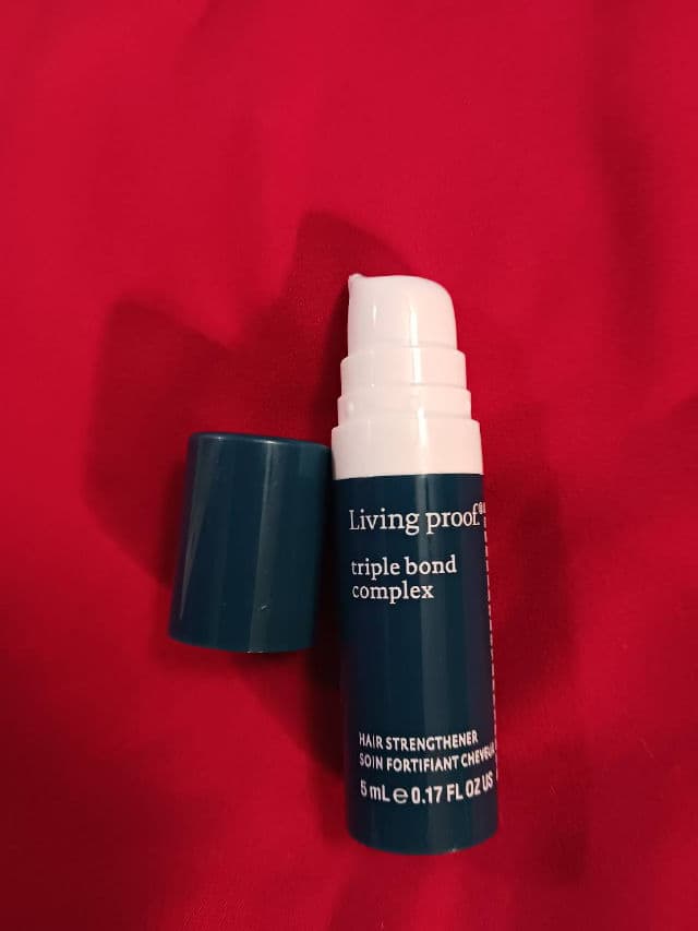 Living Proof Triple Bond Complex Leave-In Hair Treatment review photo by rcreddragon