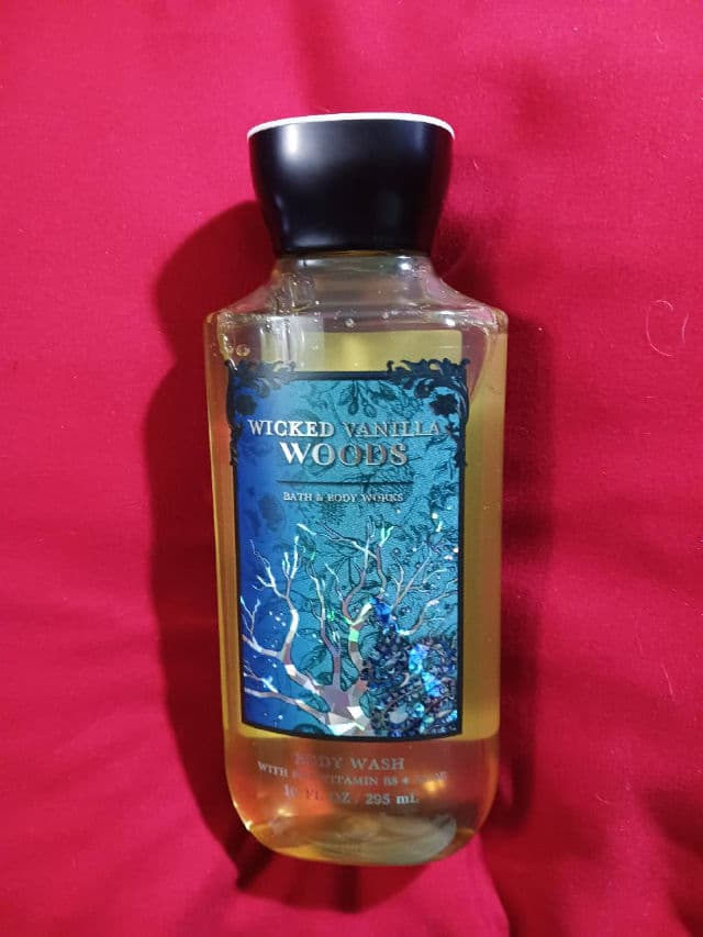 Bath & Body Works Water Face & Body Mist review photo by rcreddragon