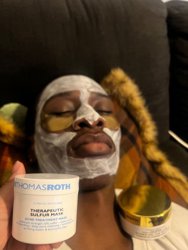 Peter Thomas Roth Therapeutic Sulfur Acne Treatment Mask review photo by NoemiUGC