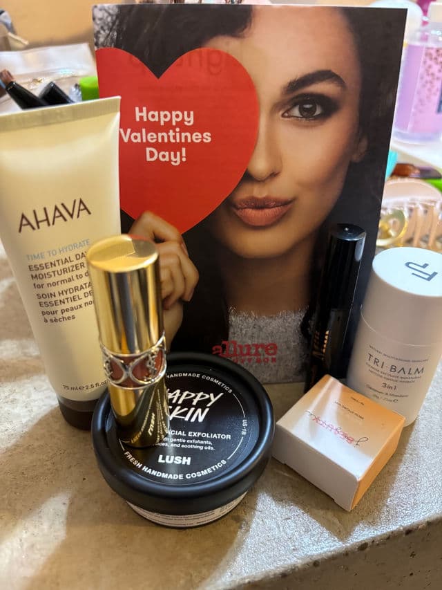 Ahava Time To Hydrate Essential Day Moisturizer, Normal to Dry Skin review photo by nCaila