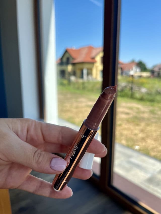 Tarte Maracuja Juicy Lip Plumping Gloss review photo by niesubordynowana