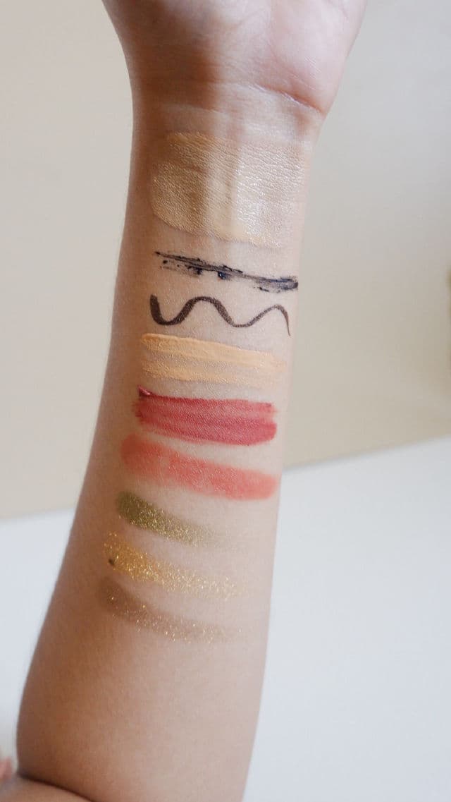 Dear Me Beauty 30 Seconds Meltaway Balm Blueberry review photo by kurniaashari