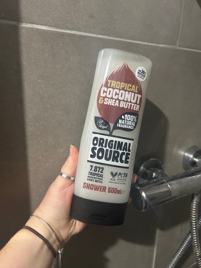 Original Source Tropical Coconut & Shea Butter Shower Gel review photo by lozwurz