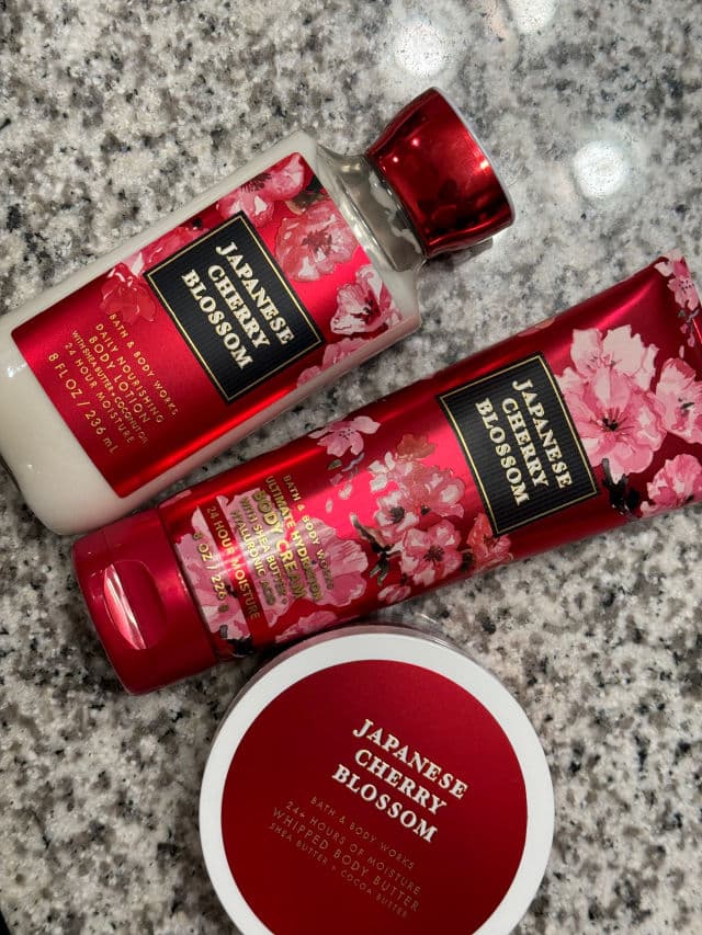 Bath & Body Works Japanese Cherry Blossom Body Lotion review photo by crismery